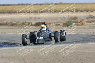 media/Nov-19-2022-CalClub SCCA (Sat) [[baae7b5f0c]]/Group 1/Race (Outside Grapevine)/